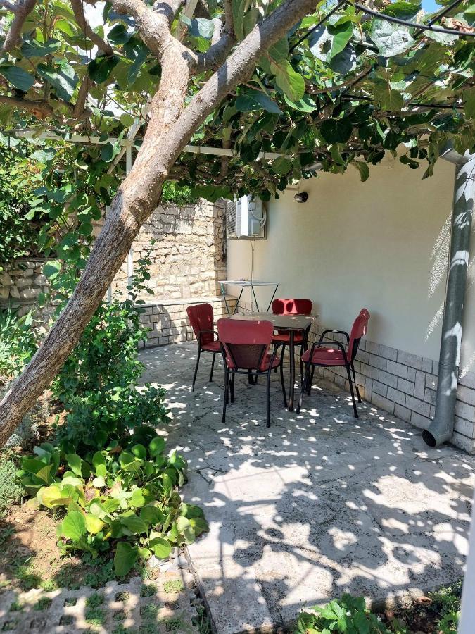 Apartment Kiwi Rabac Exterior photo